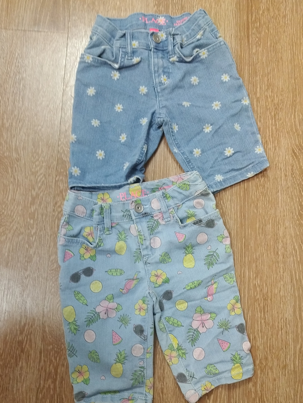 The Children's Place Light Blue Daisy & Tropical Fruit Print Shorts